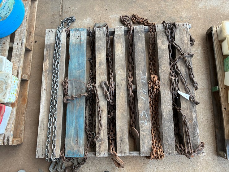 #17175-•-chains-image-1