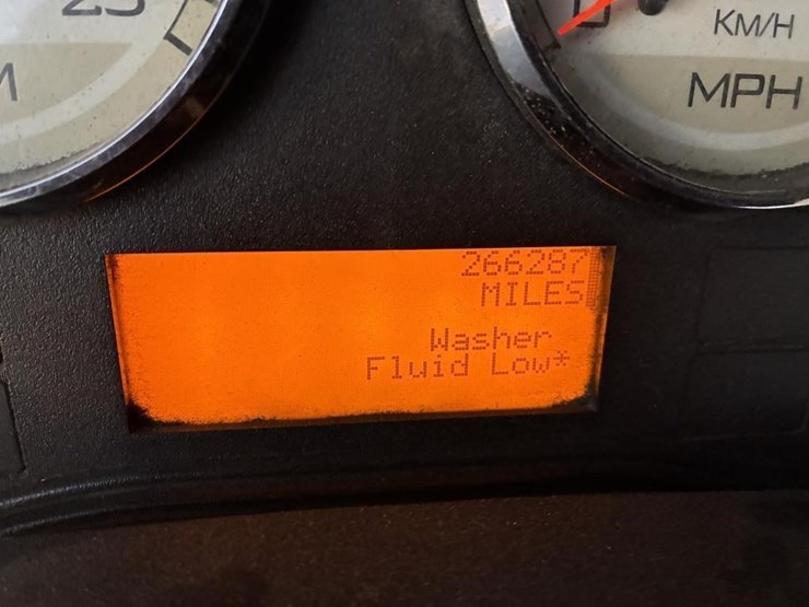 2013-international-prostar-image-12