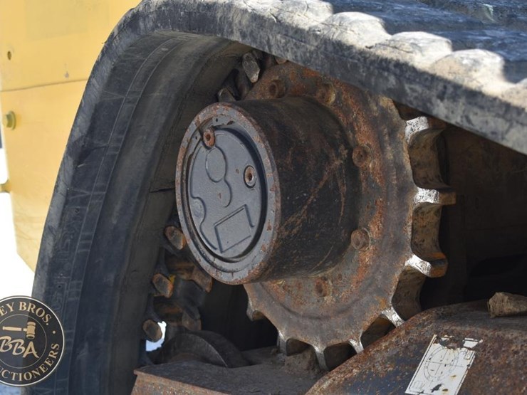 new-holland-c232-image-28