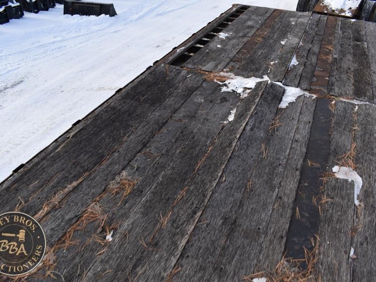 2012-manac-flatbed-image-47