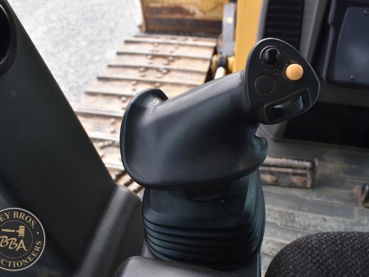 caterpillar-d6k2-lgp-image-65