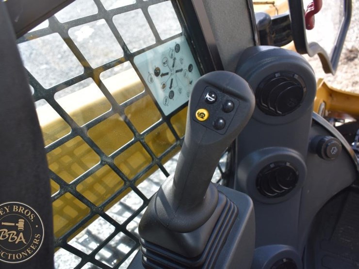 caterpillar-299d3-xe-image-49