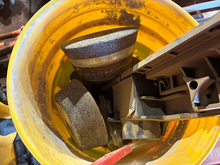 #17195-•-bucket-of-grinding-wheels-image-2