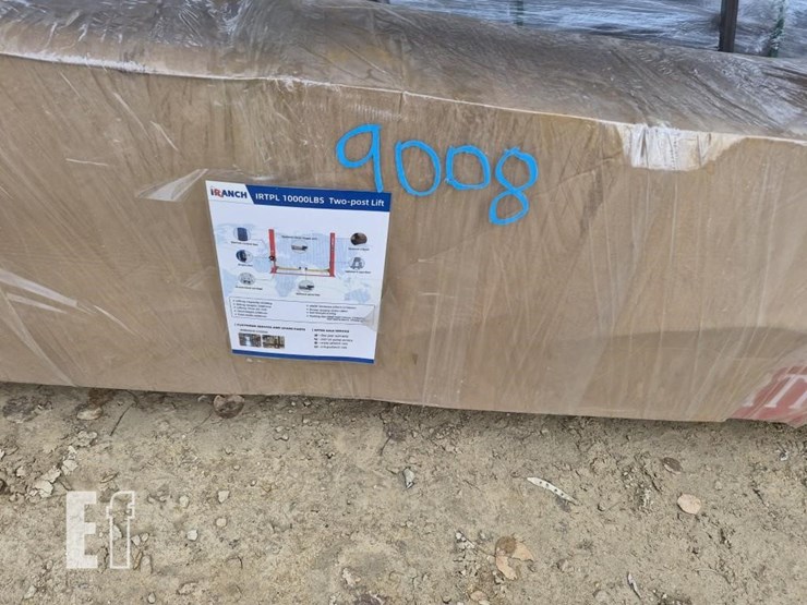 irlanch-two-post-10,000lb-lift-hoist-image-2