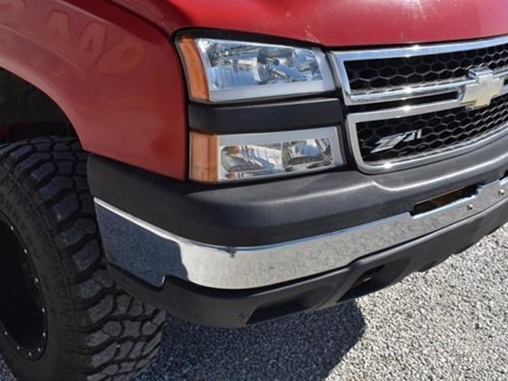 chevrolet-silverado-1500-image-36