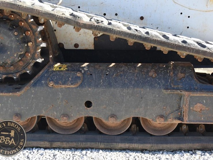 2022-bobcat-t595-image-27