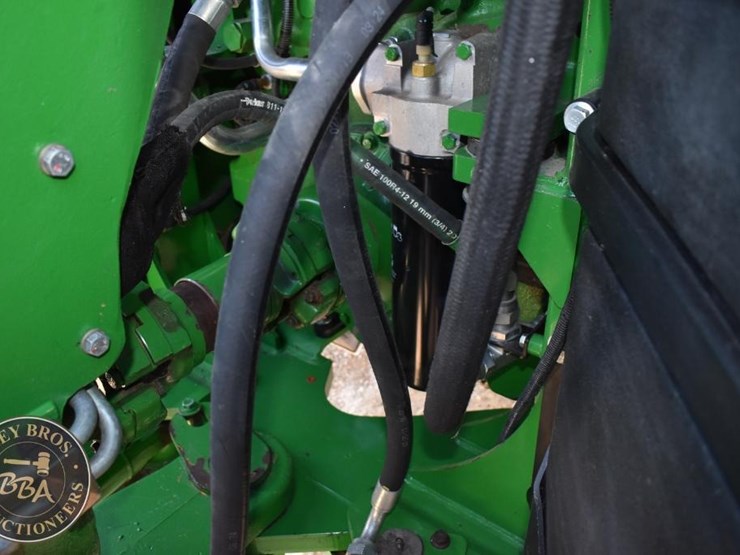 john-deere-9560r-image-36