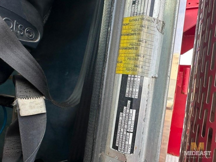 peterbilt-377-image-37