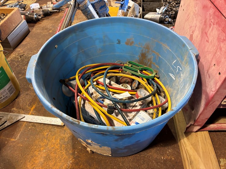 #17237-•-a/c-refrigerant-image-1