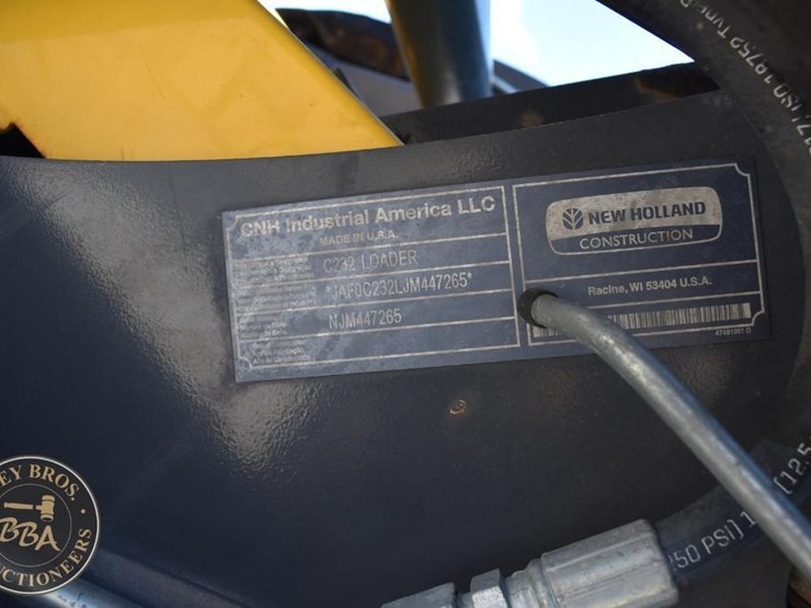 new-holland-c232-image-14