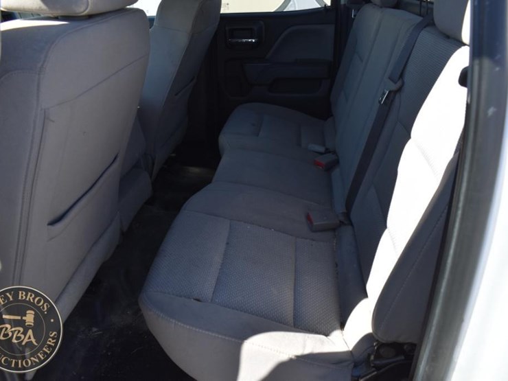 2017-chevrolet-silverado-1500-image-13