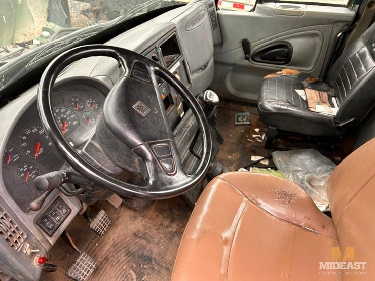 international-durastar-4300-image-14