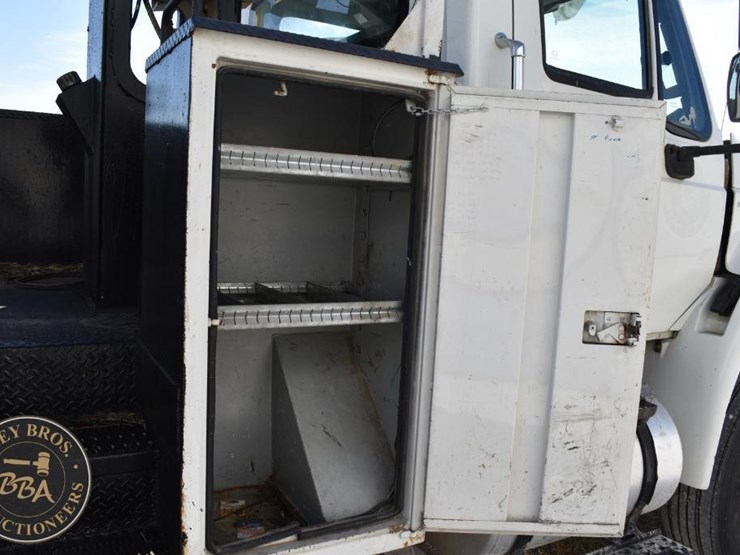 international-durastar-4300-image-20