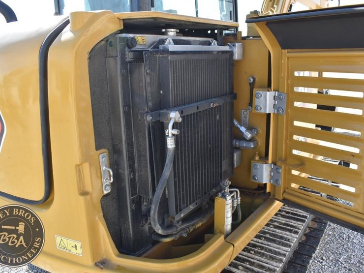 caterpillar-306e-image-37