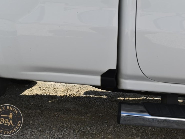 chevrolet-silverado-1500-image-38