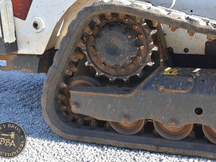 2022-bobcat-t595-image-26