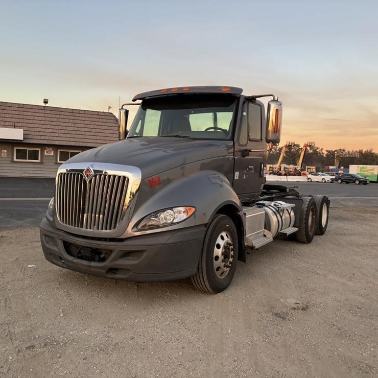 2015 INTERNATIONAL PROSTAR