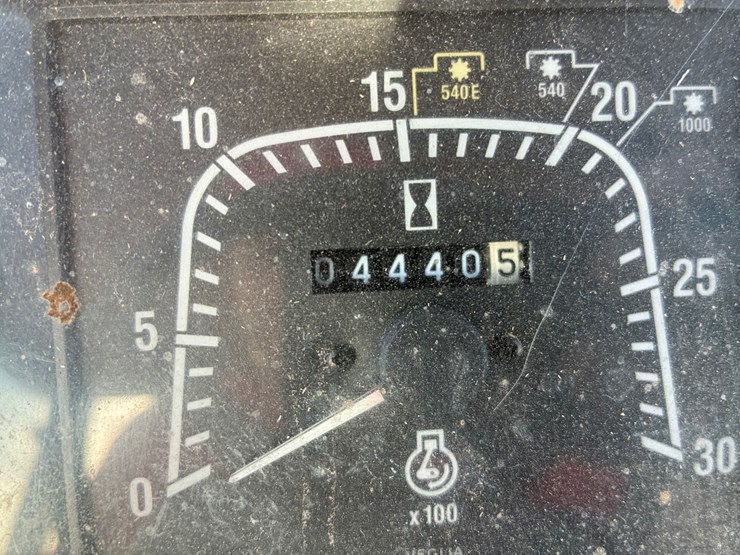 case-ih-mxm130-image-18