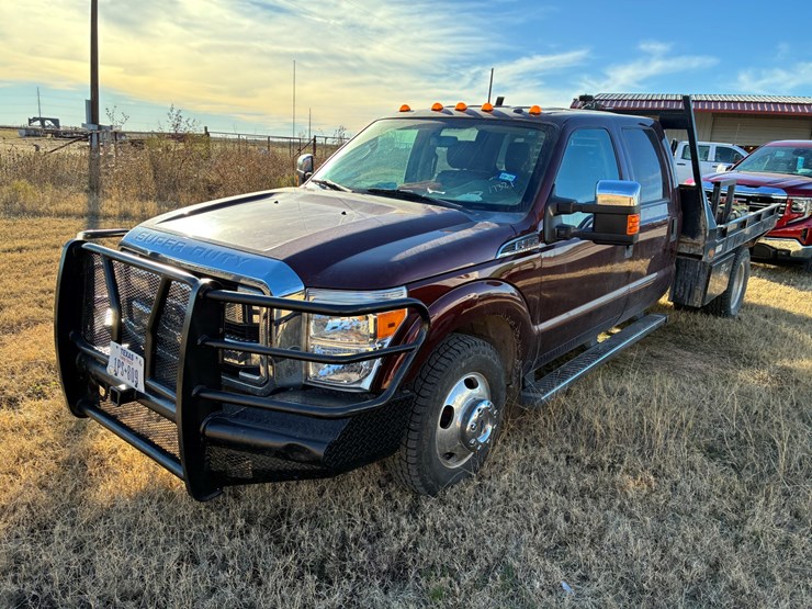 2015-ford-f350-xlt-image-2