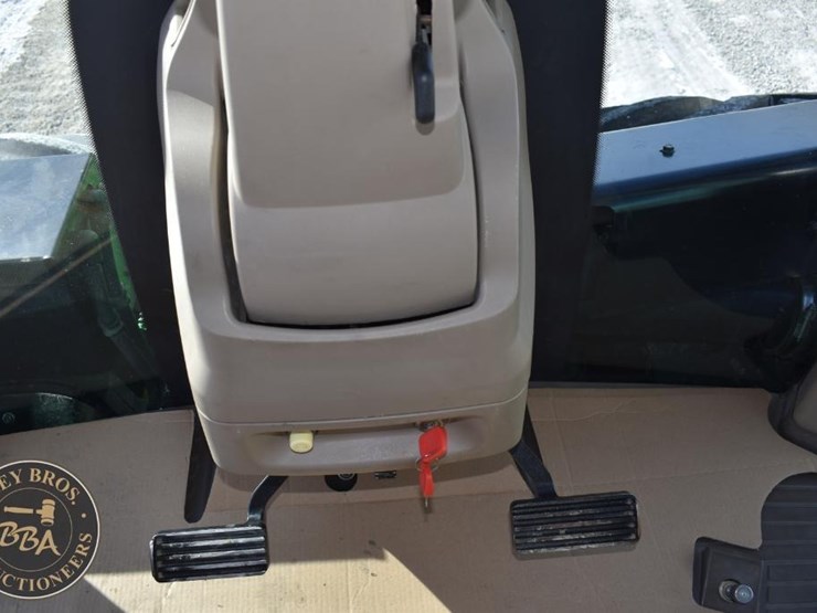 john-deere-9560r-image-52