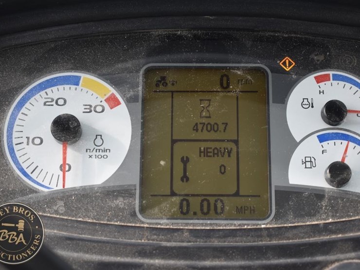 new-holland-t4.75-image-38