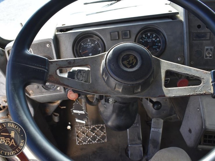 1997-mack-rd688s-image-28