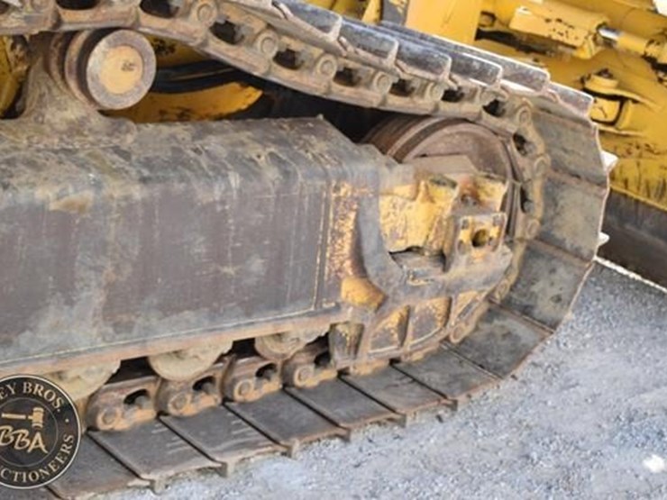 komatsu-d61exi-23-image-24