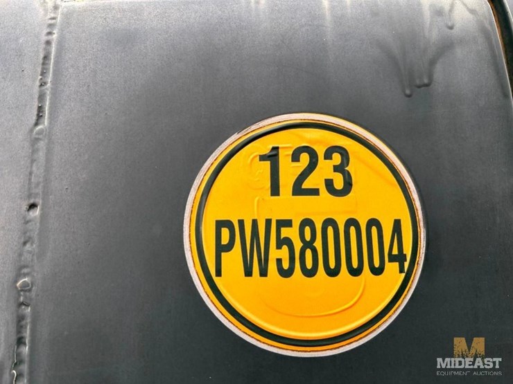 1975-dm685s-cab-and-chassis-truck,-aged-out.-image-22