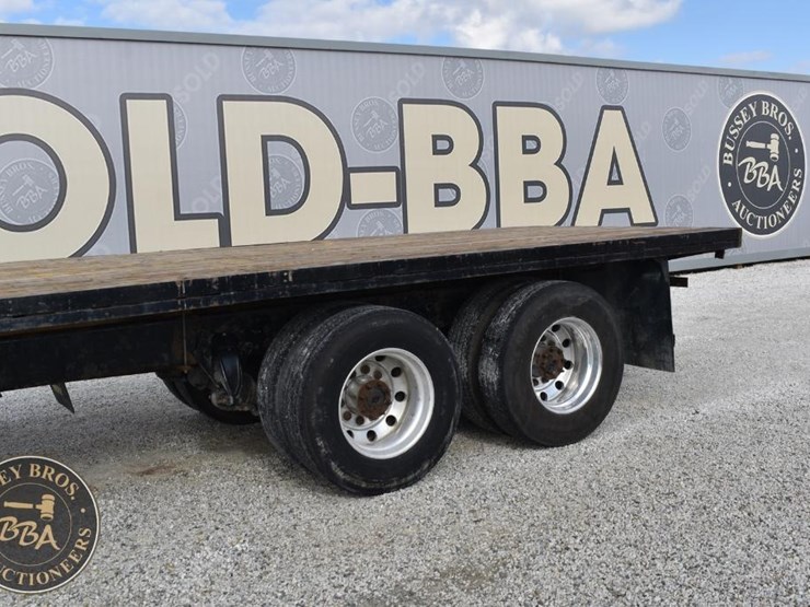 freightliner-business-class-m2-106-image-16