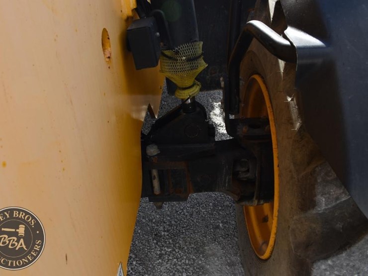 2018-jcb-512-56-image-19