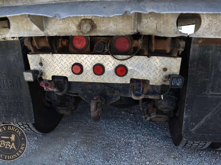 1997-mack-rd688s-image-16