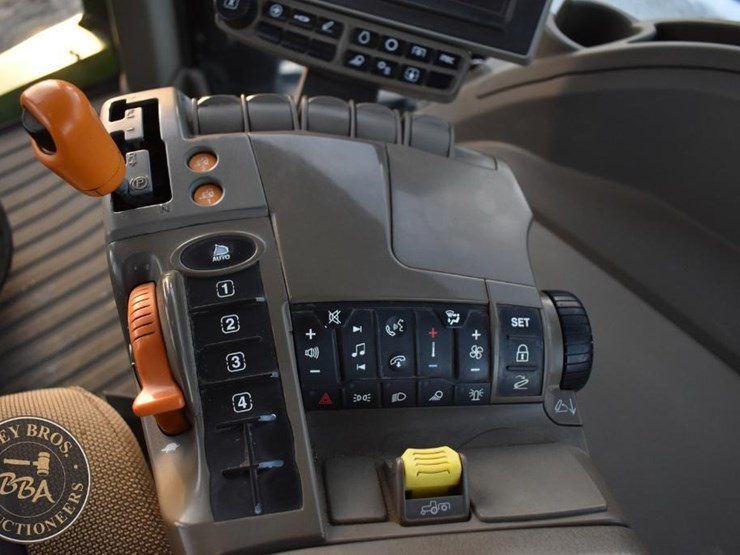 john-deere-8rt-370-image-64