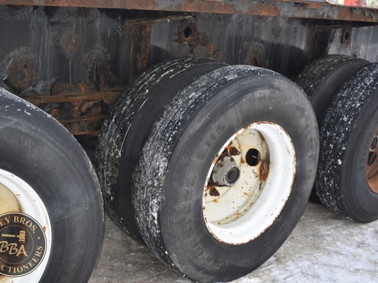 2012-manac-flatbed-image-32