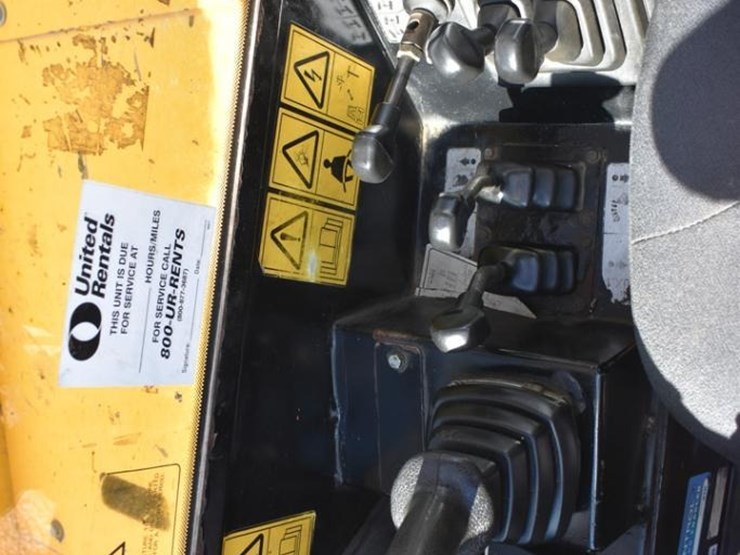 2018-jcb-512-56-image-15