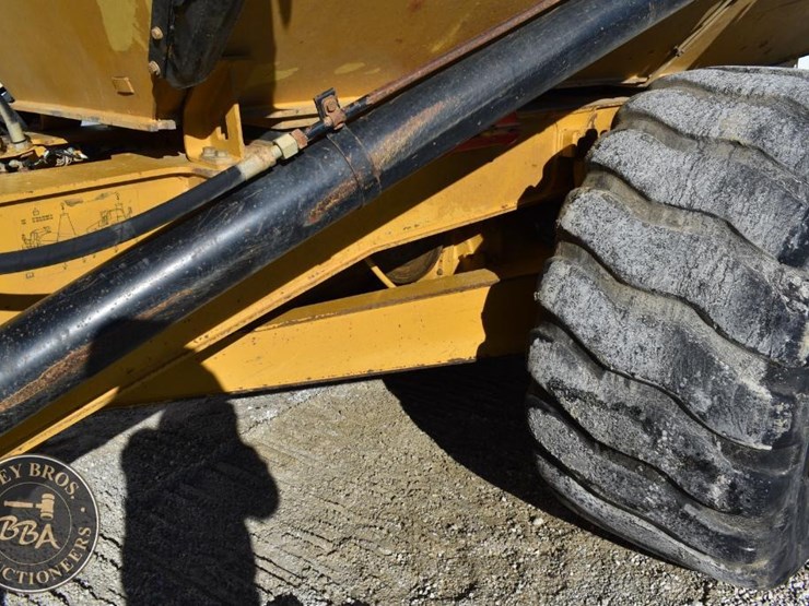 2014-caterpillar-730c-image-32