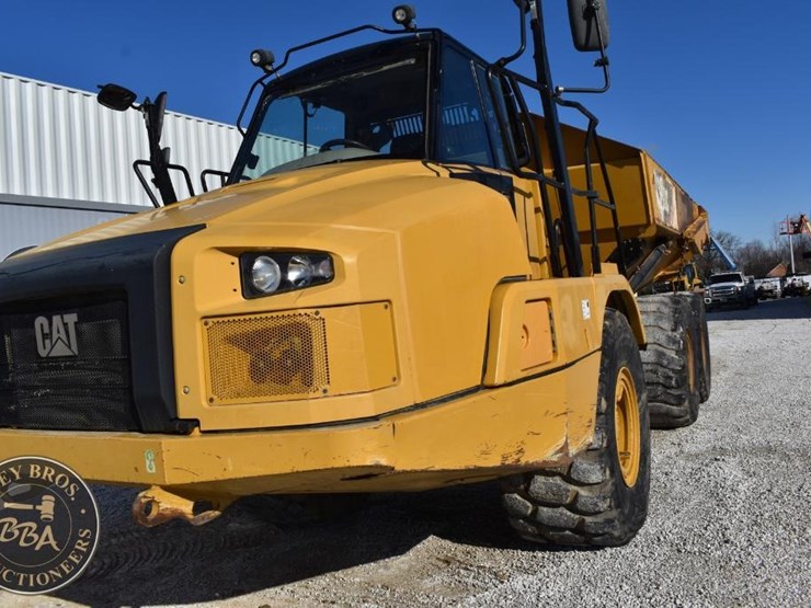 2014-caterpillar-730c-image-25