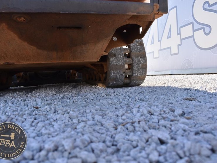 2022-bobcat-t595-image-57