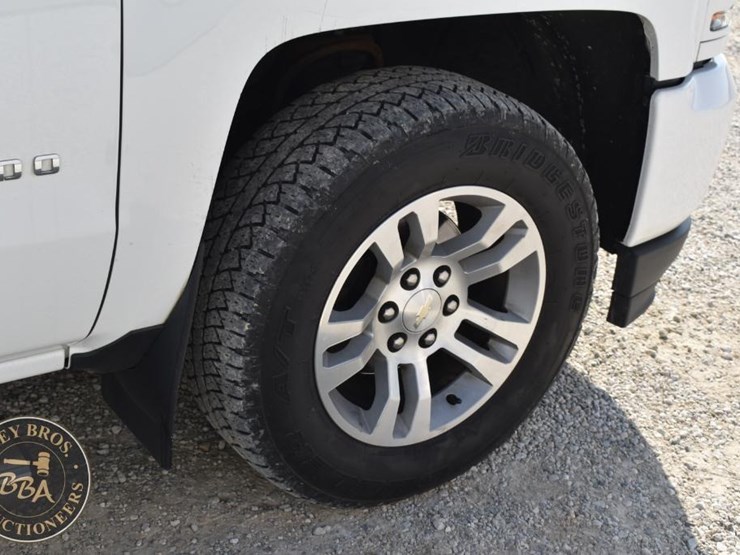 chevrolet-silverado-1500-image-36