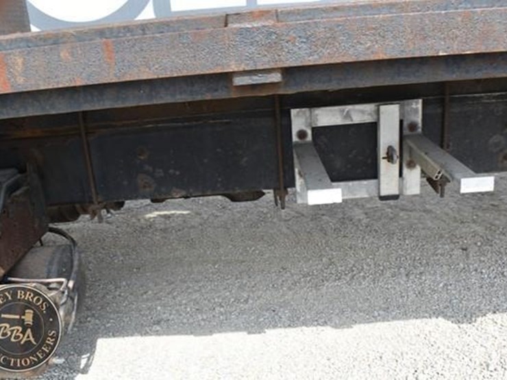 international-durastar-4400-image-29