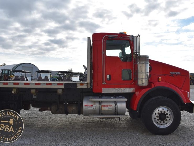 kenworth-t800-image-7