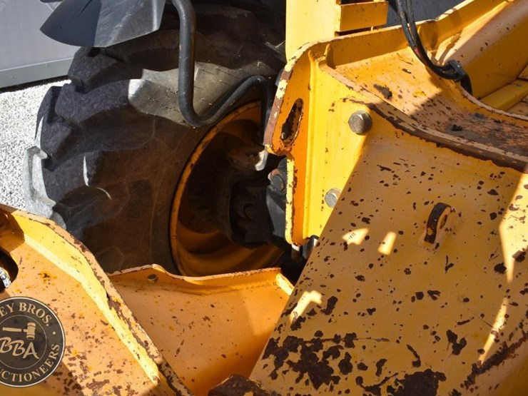 2018-jcb-512-56-image-23