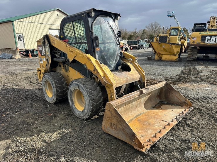 caterpillar-246d-image-8