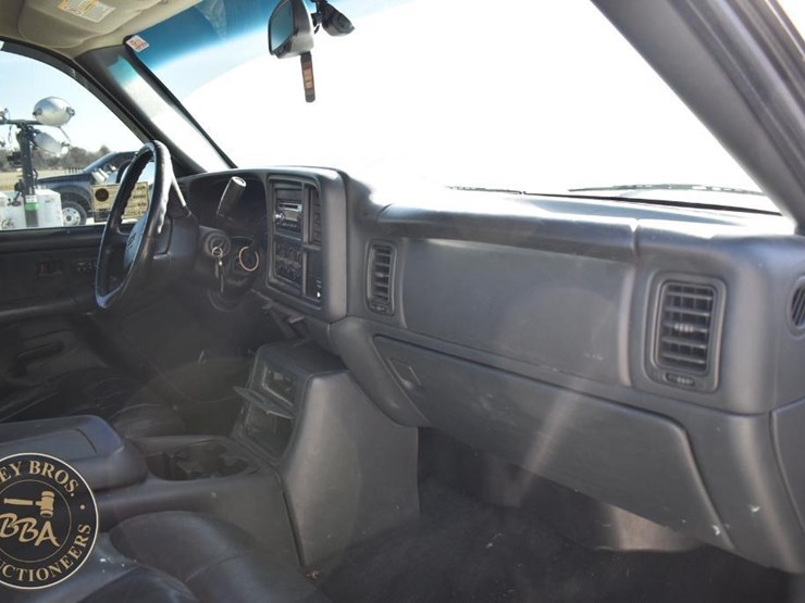 chevrolet-silverado-1500-image-27