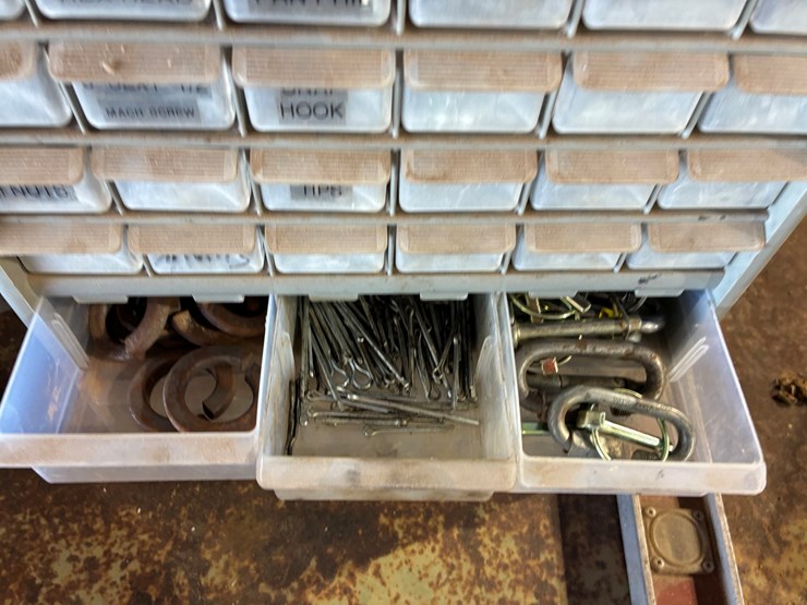 #17205-•-4-bolt-bins-image-2