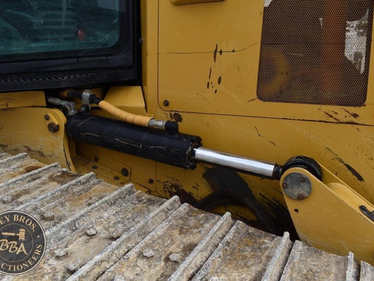 caterpillar-d6k2-lgp-image-52