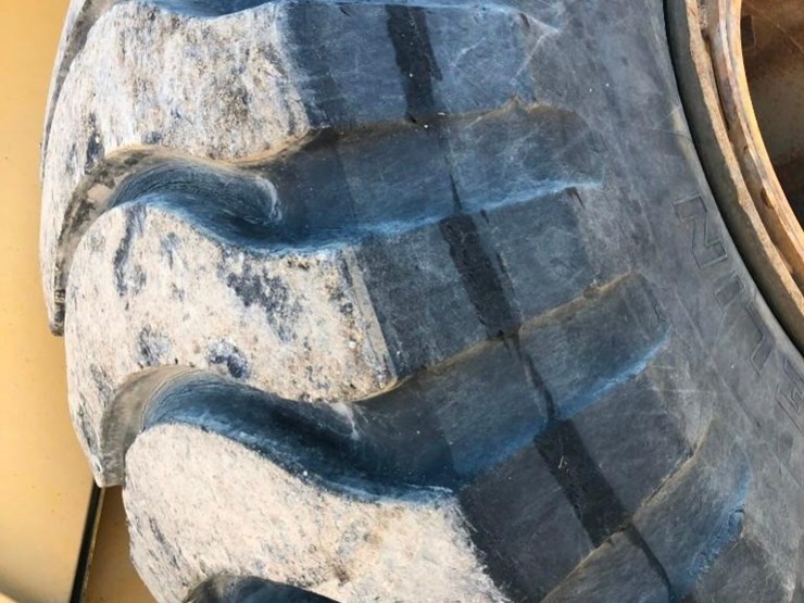 caterpillar-966g-image-15