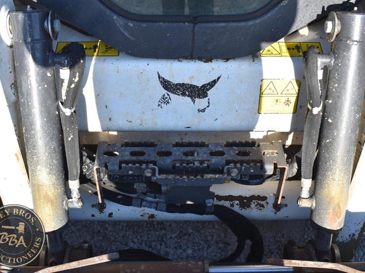 2022-bobcat-t595-image-32