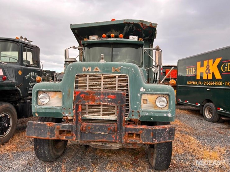 1985-mack-rd686s-image-6