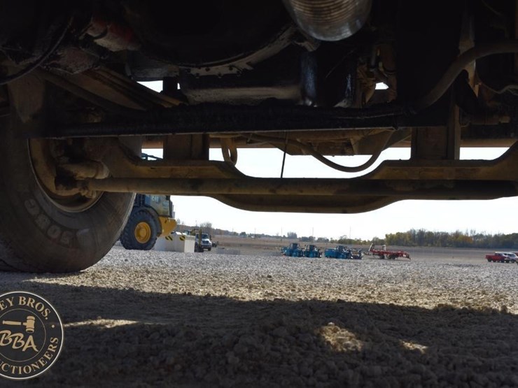 1997-mack-rd688s-image-44