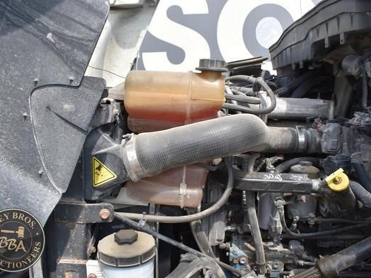 international-durastar-4400-image-21